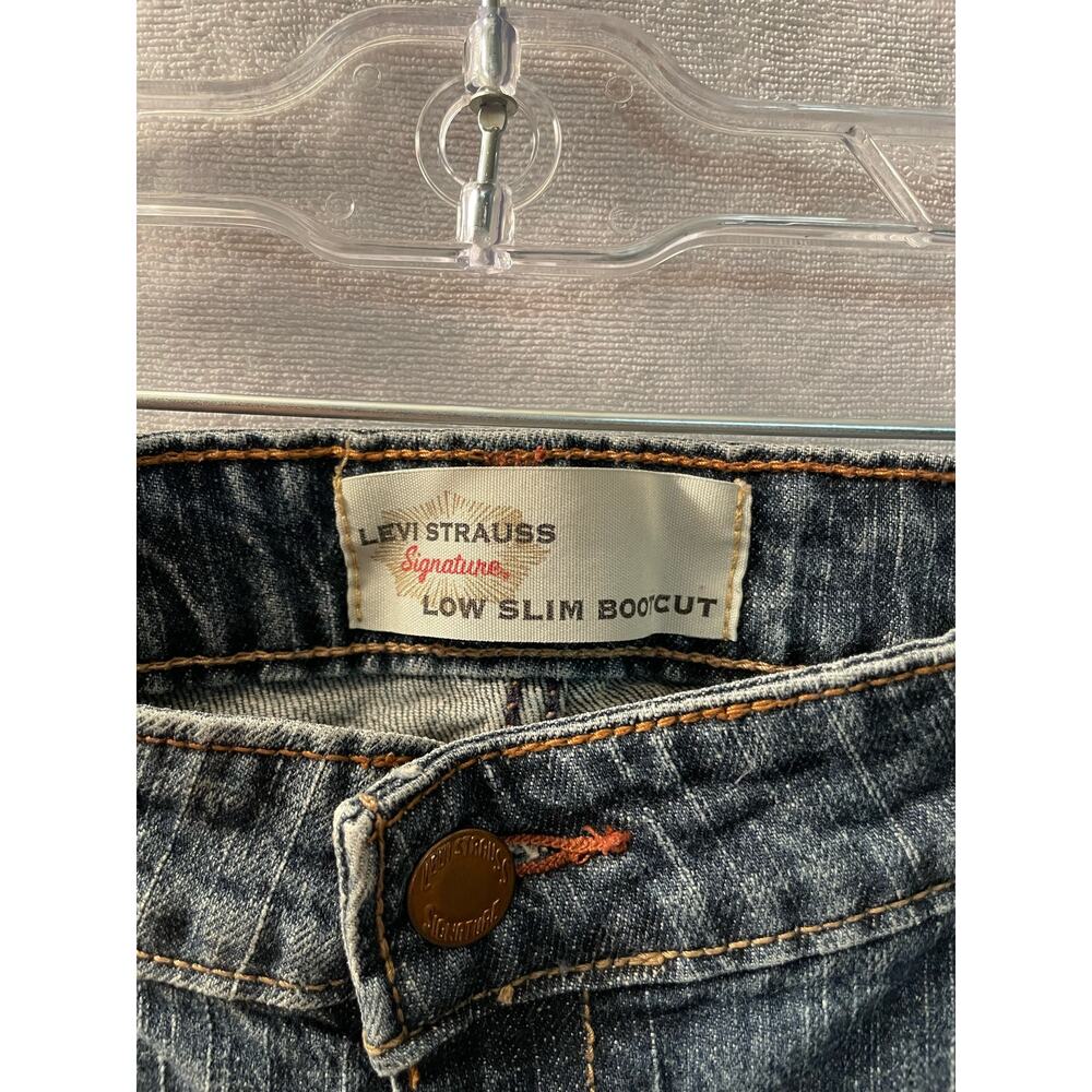 Levi Strauss signature blue jeans low slim‎ bootcut juniors sz 13 medium spandex - Picture 3 of 6
